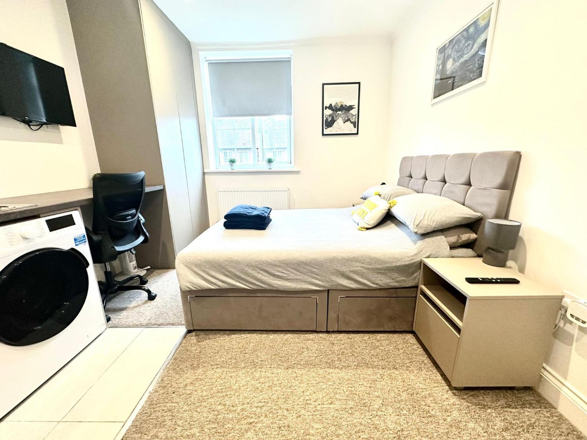 Bright Modern, Private Apartment,15 Mins To Central London Хендон Экстерьер фото